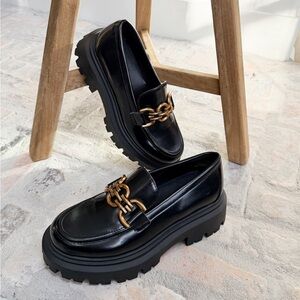 H&M Chunky Platform Loafers | 6.5 | Black/Gold